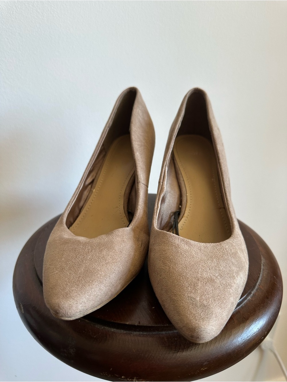 H&M Women's Pointed Toe Pumps in Taupe Beige